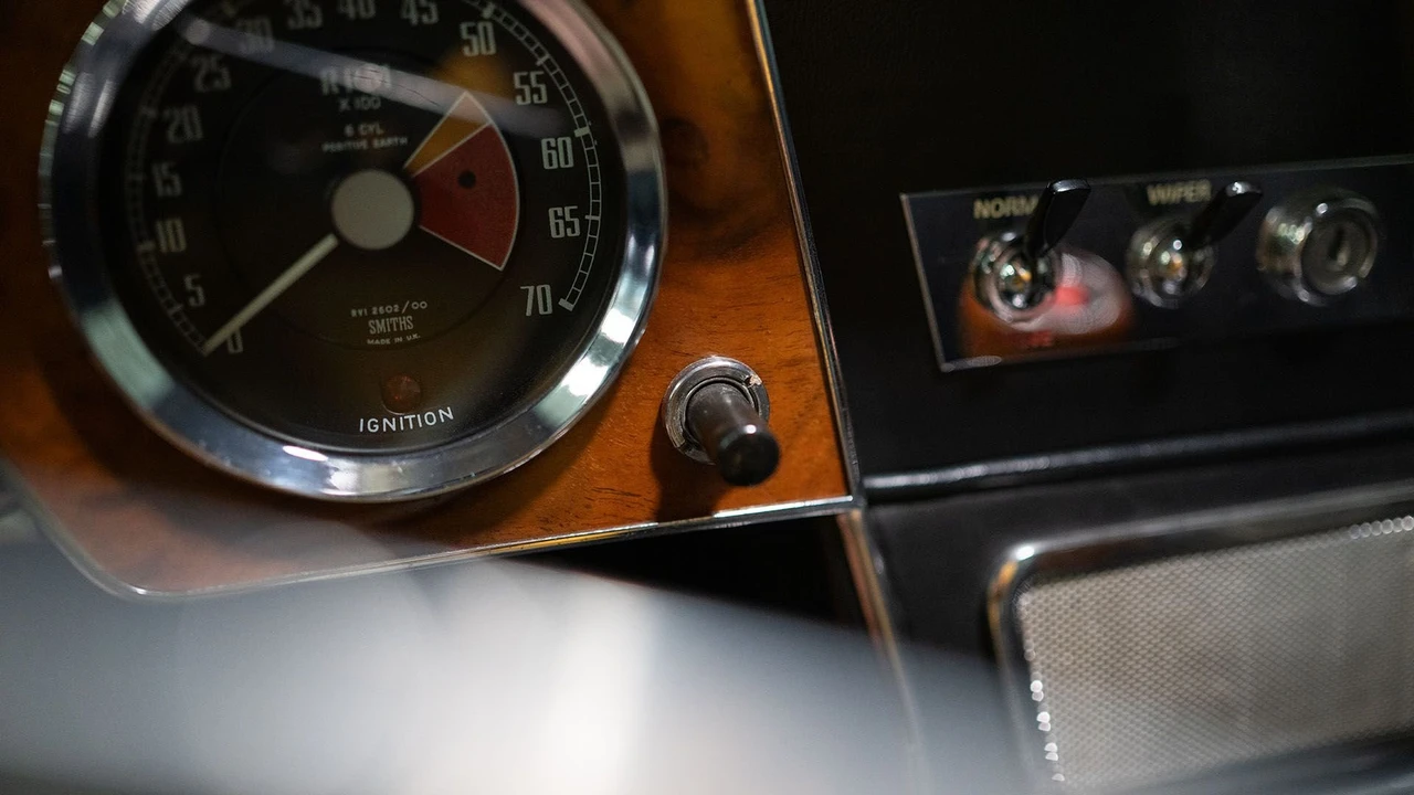 1965 Austin-Healey 3000 Mark III - Image 19 of 31