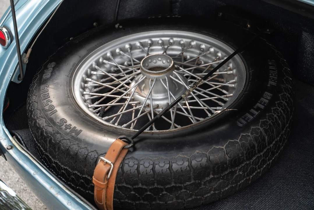 1965 Austin-Healey 3000 Mark III - Image 4 of 31