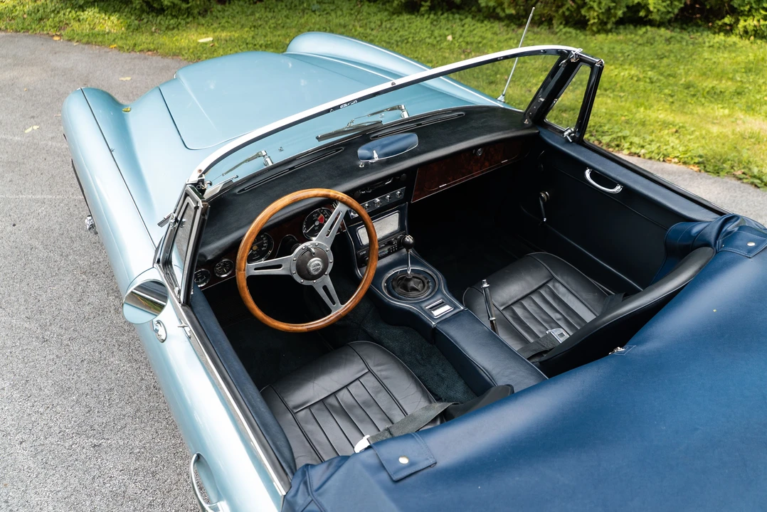 1965 Austin-Healey 3000 Mark III - Image 25 of 31