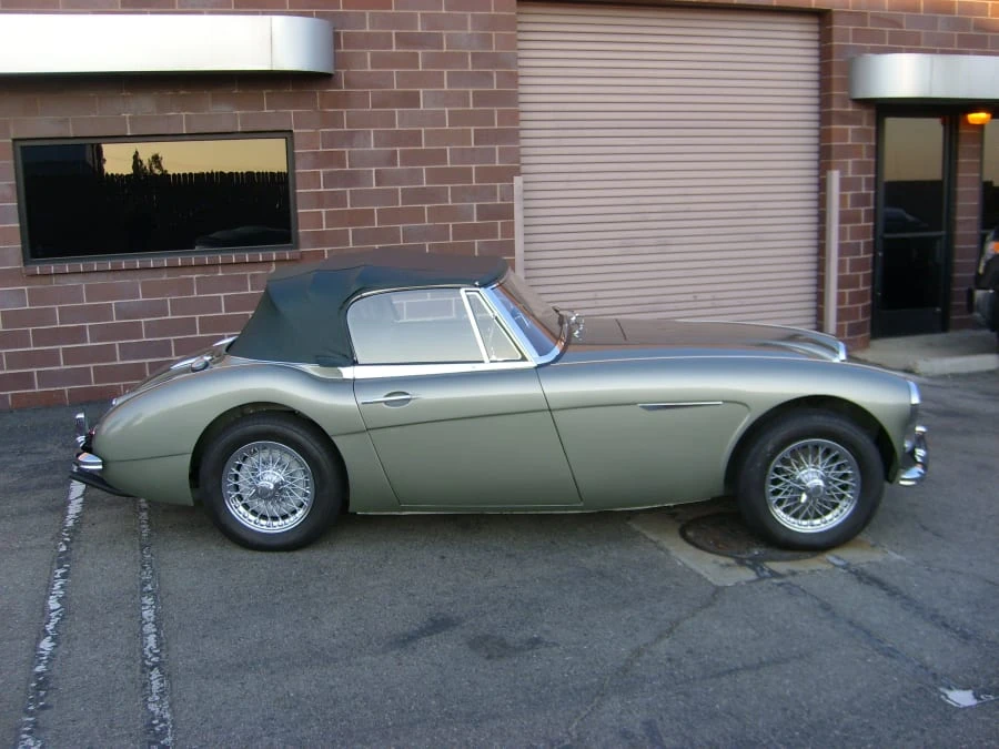 1965 Austin-Healey 3000 Mark III - Image 2 of 7