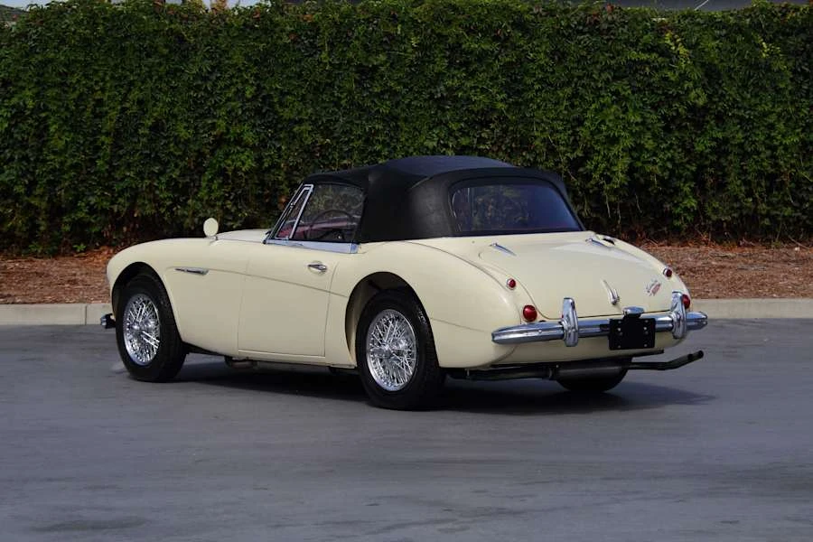 1965 Austin-Healey 3000 Mark III - Image 12 of 31