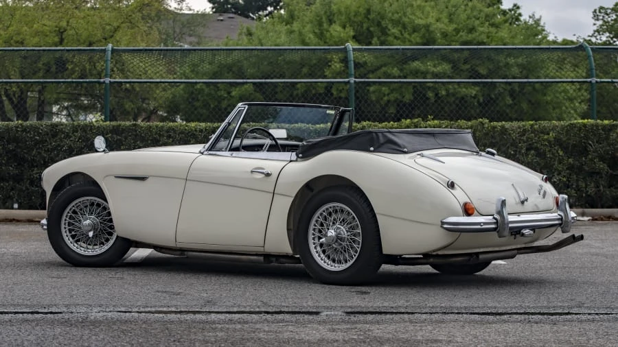 1965 Austin-Healey 3000 Mark III - Image 3 of 18
