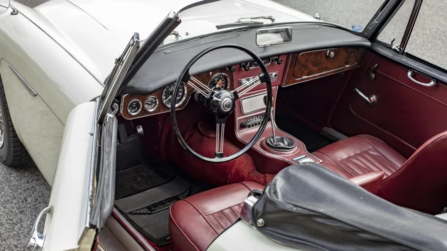 1965 Austin-Healey 3000 Mark III - Image 4 of 18