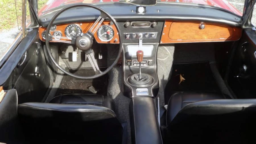 1965 Austin-Healey 3000 Mark III - Image 2 of 3