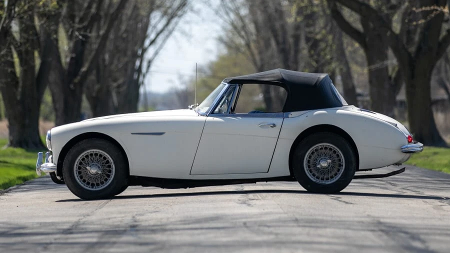 1965 Austin-Healey 3000 Mark III - Image 3 of 24