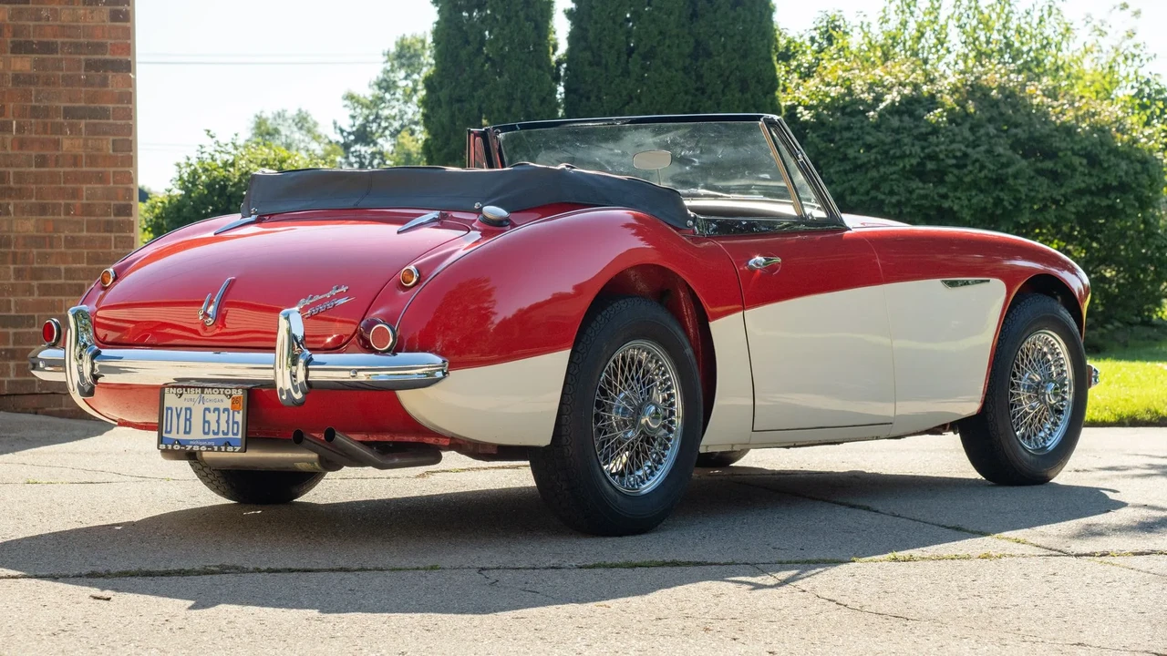 1965 Austin-Healey 3000 Mark III - Image 5 of 31