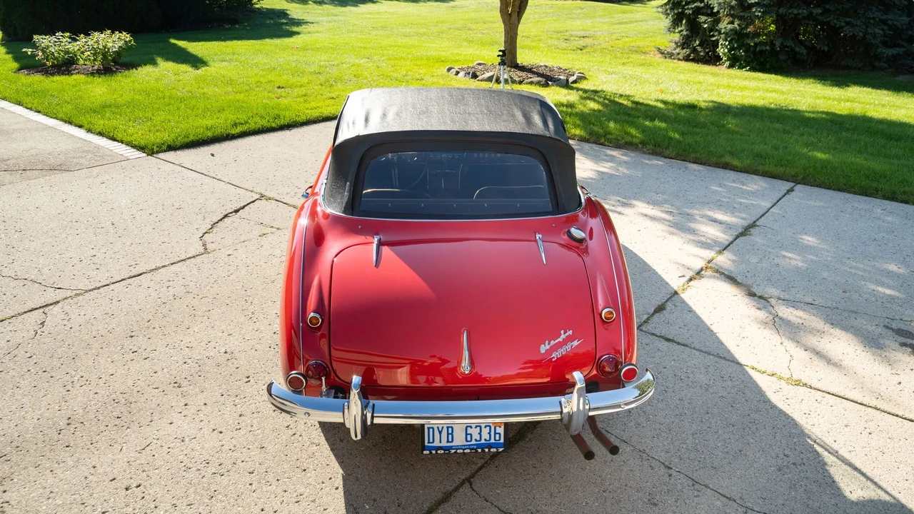 1965 Austin-Healey 3000 Mark III - Image 19 of 31