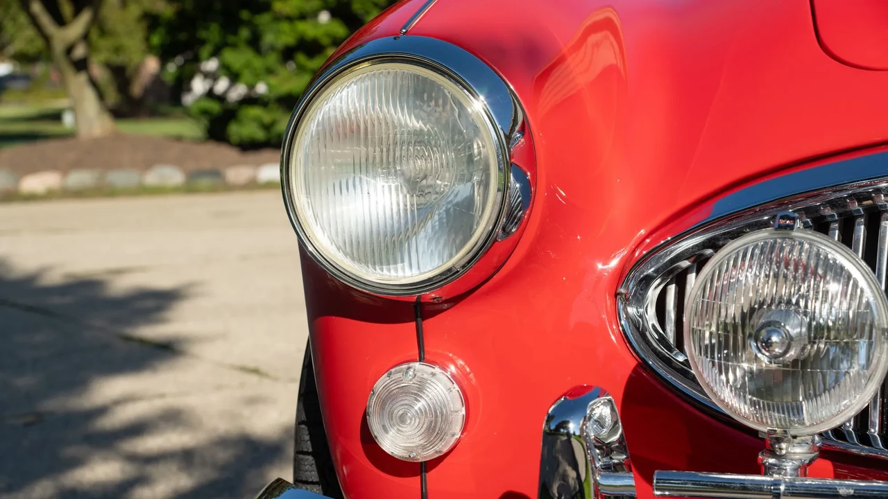 1965 Austin-Healey 3000 Mark III - Image 30 of 31