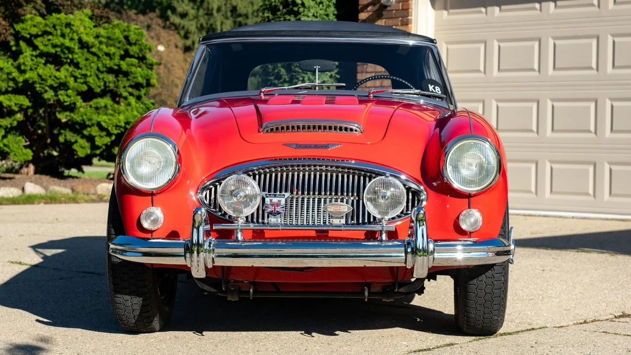 1965 Austin-Healey 3000 Mark III - Image 10 of 31