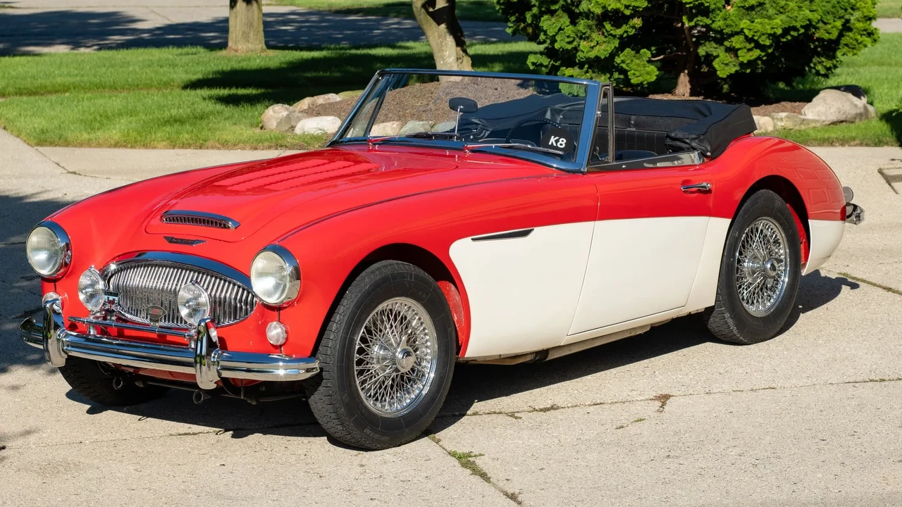 1965 Austin-Healey 3000 Mark III - Image 9 of 31
