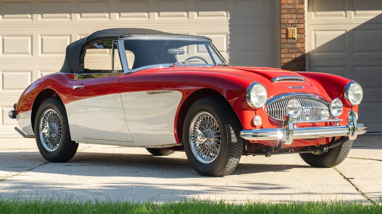 1965 Austin-Healey 3000 Mark III - Image 11 of 31