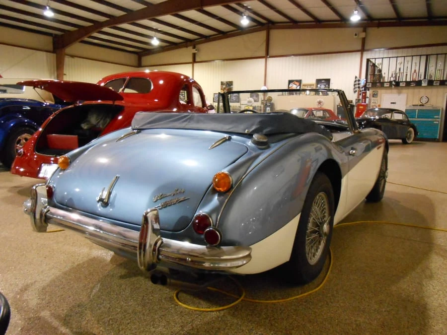 1965 Austin-Healey 3000 Mark III - Image 2 of 8