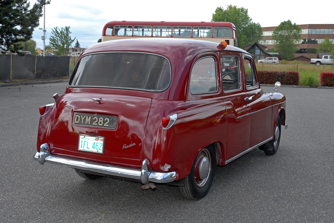 1965 Austin - Image 2 of 2