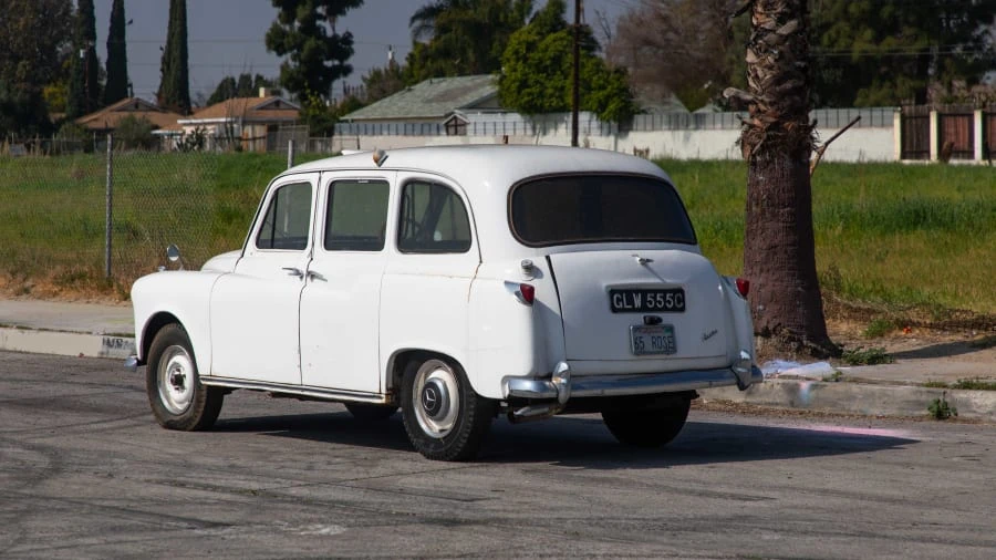 1965 Austin - Image 11 of 12