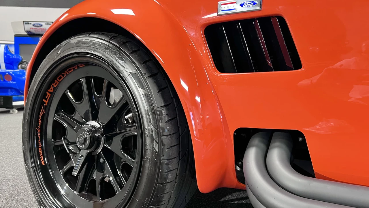 1965 Shelby Cobra Replica - Image 10 of 15