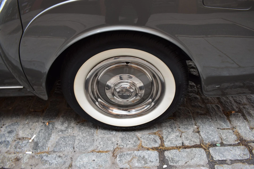 1965 Bentley S3 Continental - Image 26 of 31