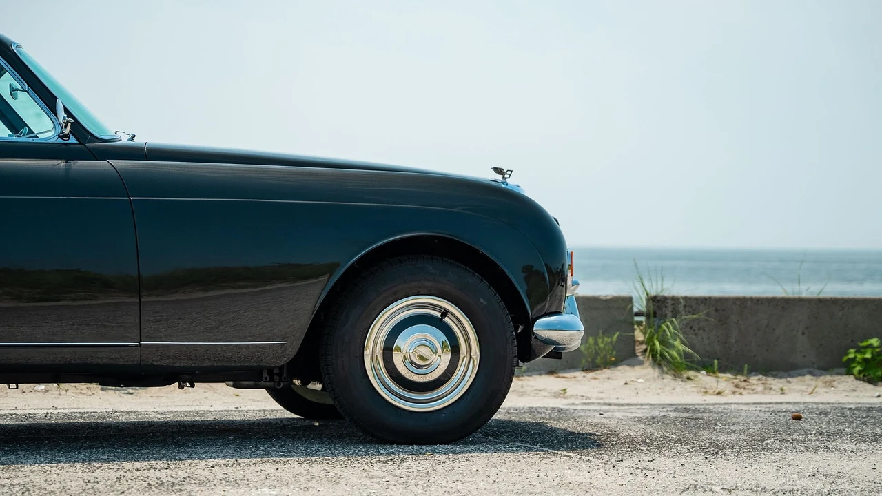 1965 Bentley S3 Continental - Image 29 of 31
