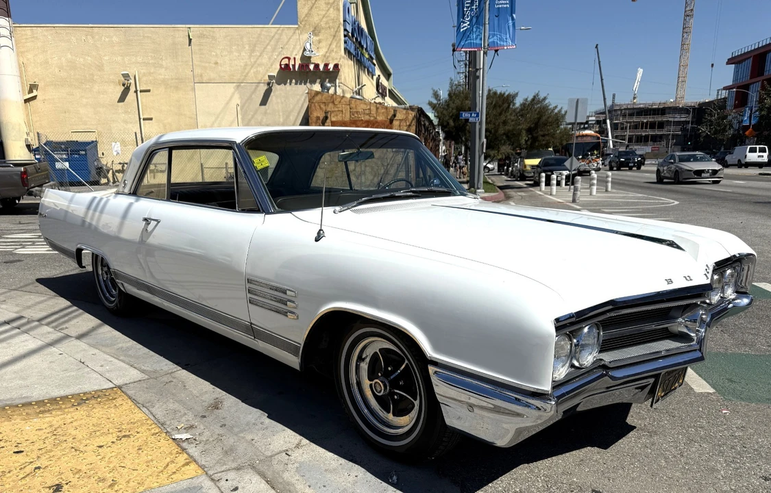 1965 Buick Wildcat - Image 4 of 21