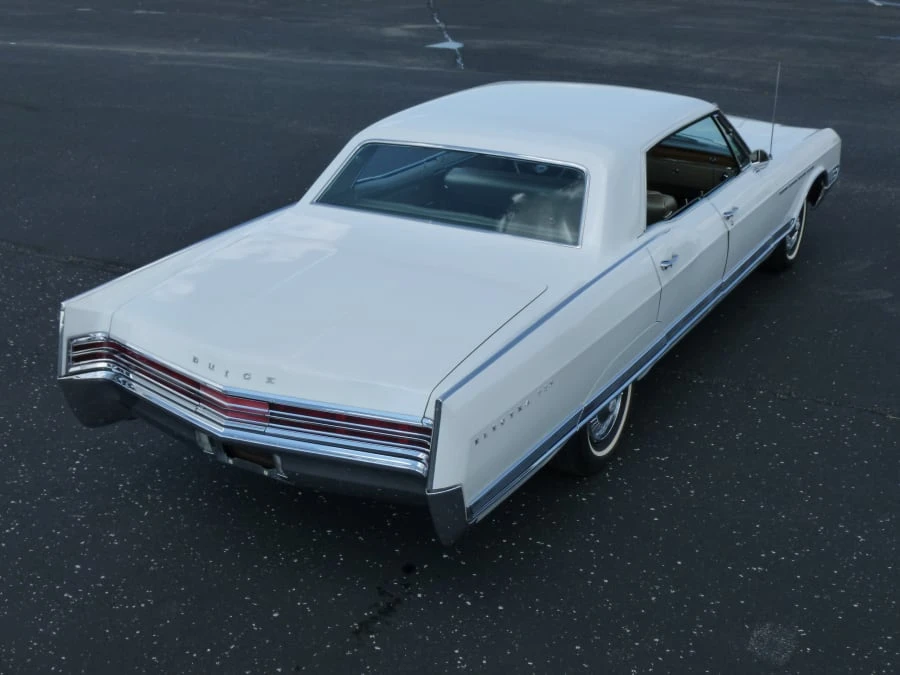 1965 Buick Electra - Image 2 of 6