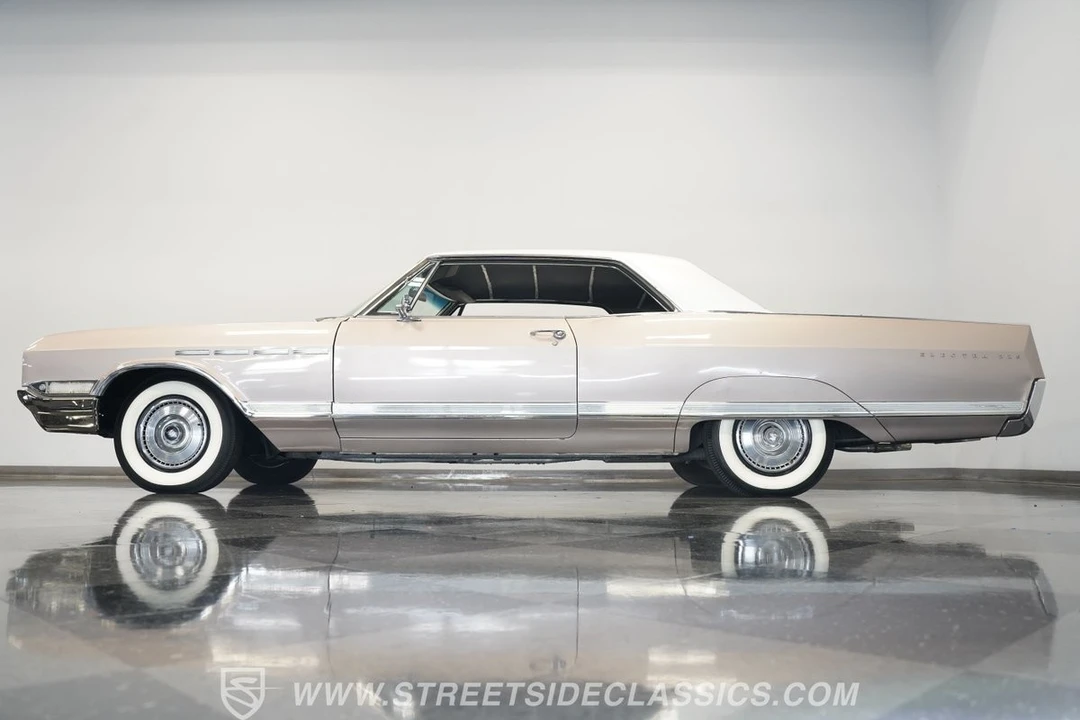 1965 Buick Electra - Image 10 of 31