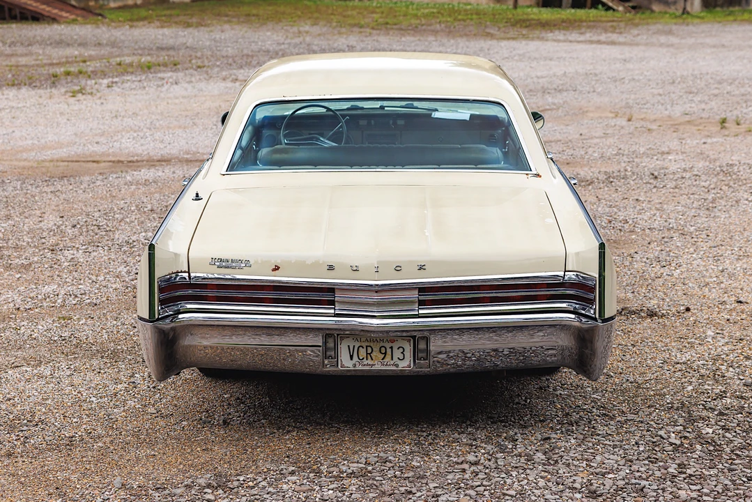 1965 Buick Electra - Image 9 of 31