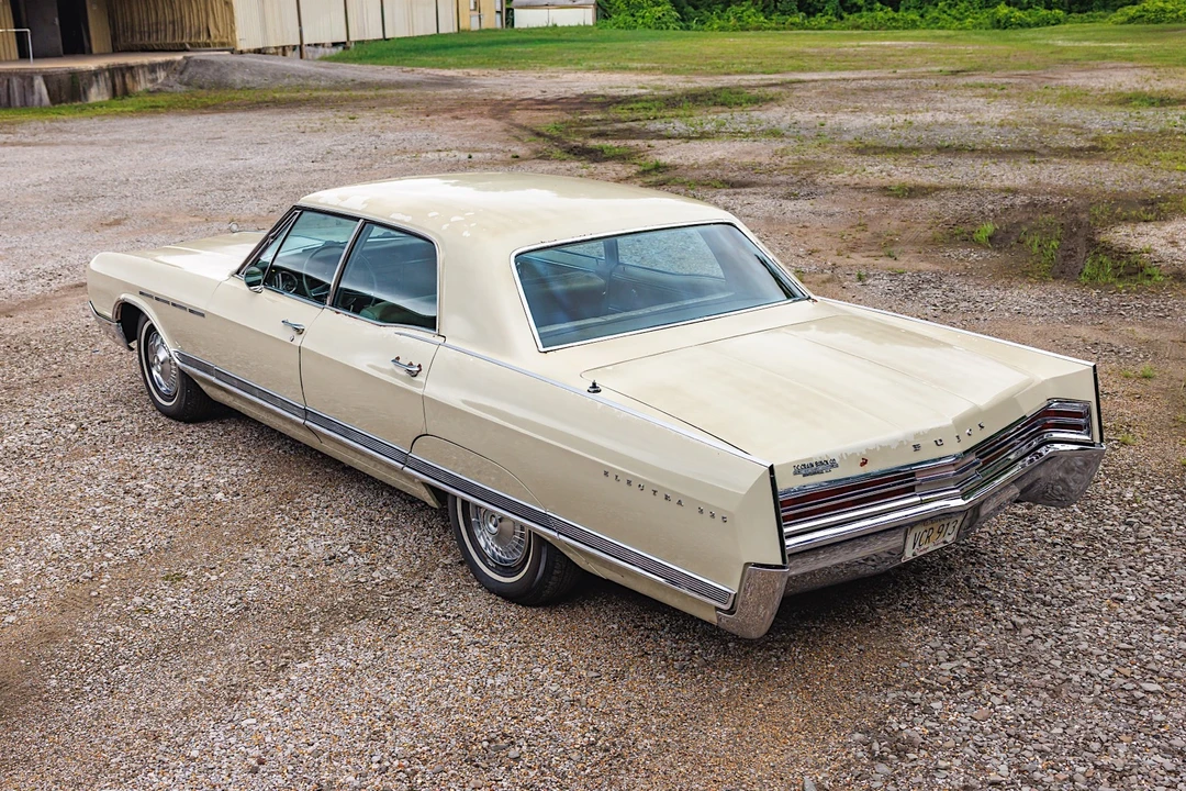 1965 Buick Electra - Image 7 of 31