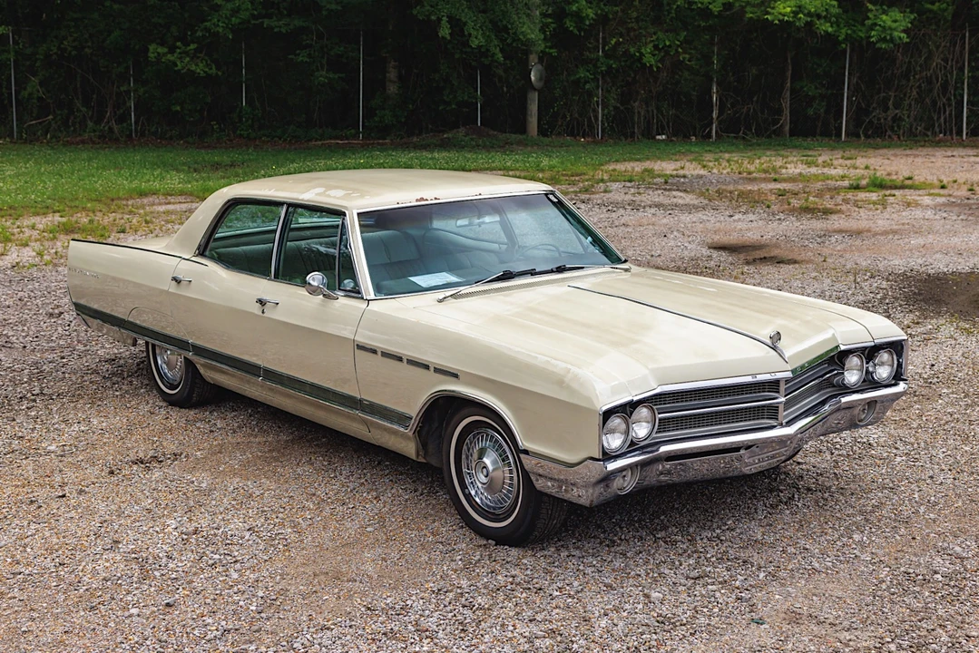 1965 Buick Electra - Image 15 of 31