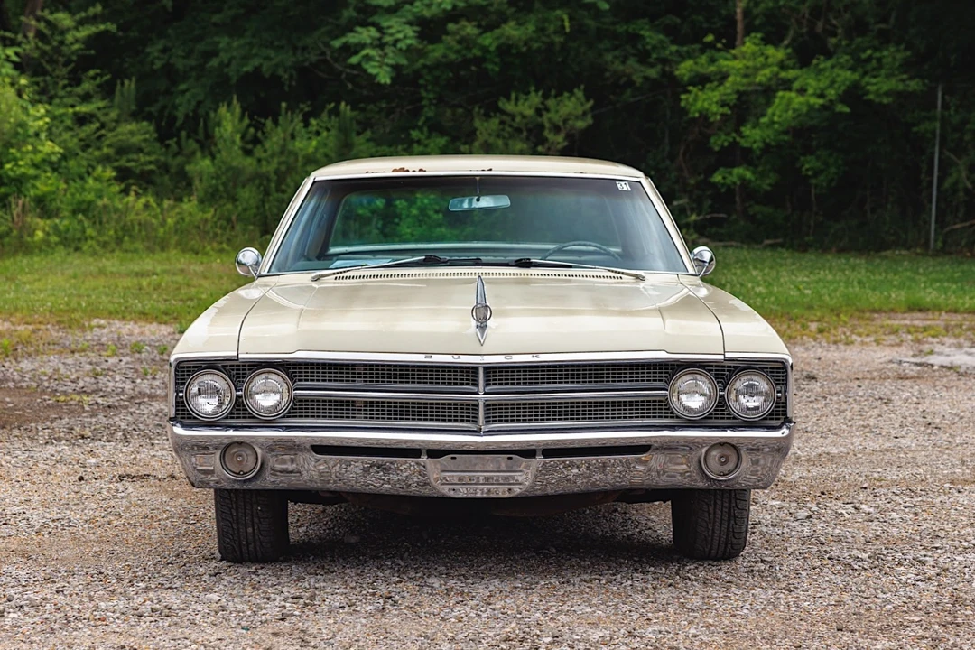 1965 Buick Electra - Image 16 of 31