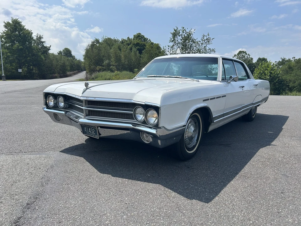 1965 Buick Electra - Image 2 of 31