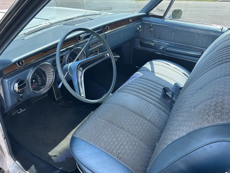 1965 Buick Electra - Image 18 of 31