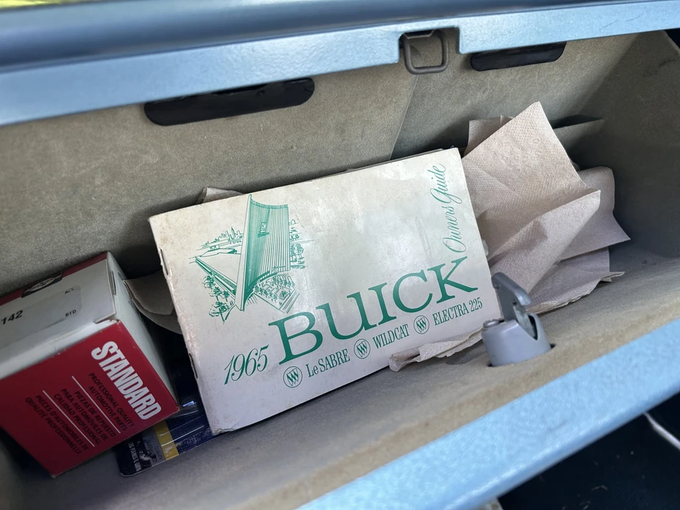 1965 Buick Electra - Image 25 of 31