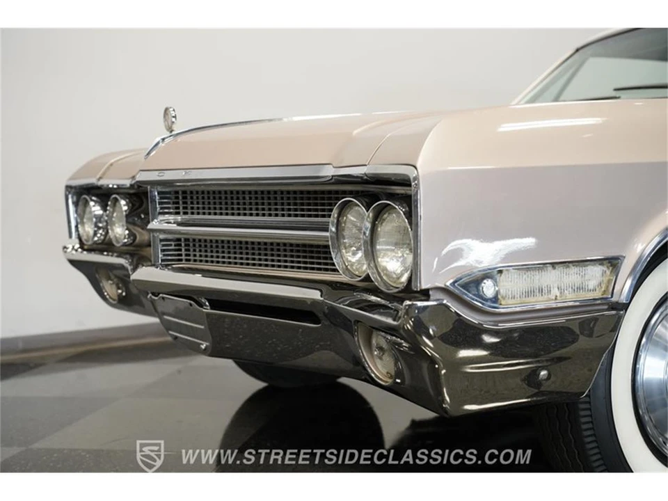 1965 Buick Electra - Image 24 of 31