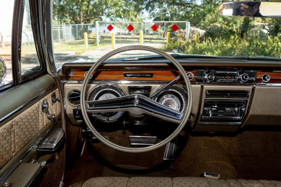 1965 Buick Electra - Image 16 of 24