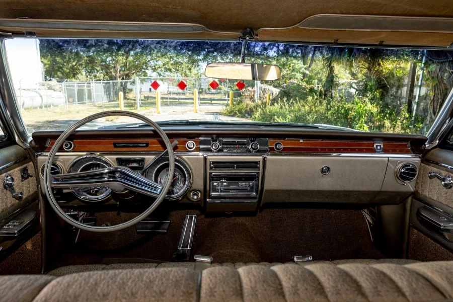1965 Buick Electra - Image 12 of 24