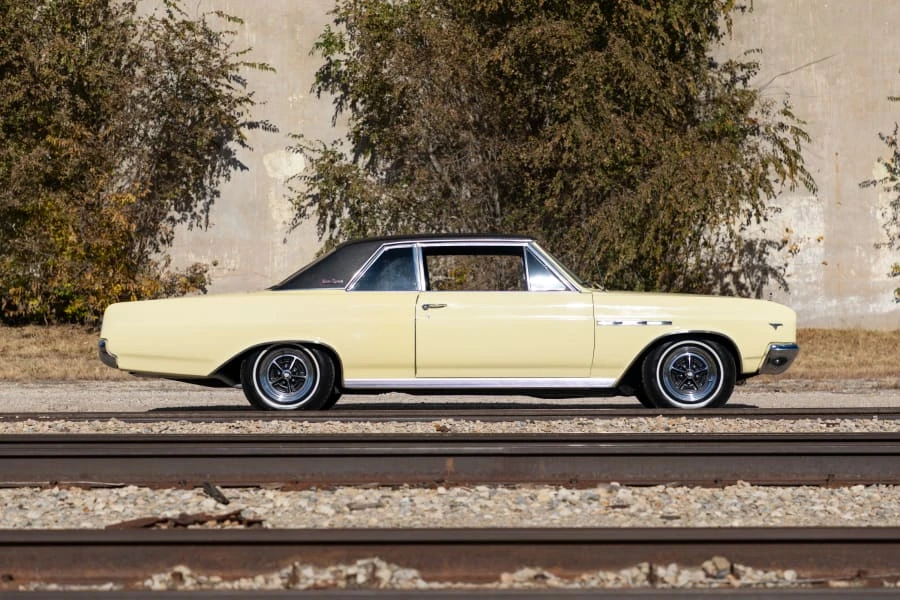 1965 Buick Gran Sport - Image 2 of 28