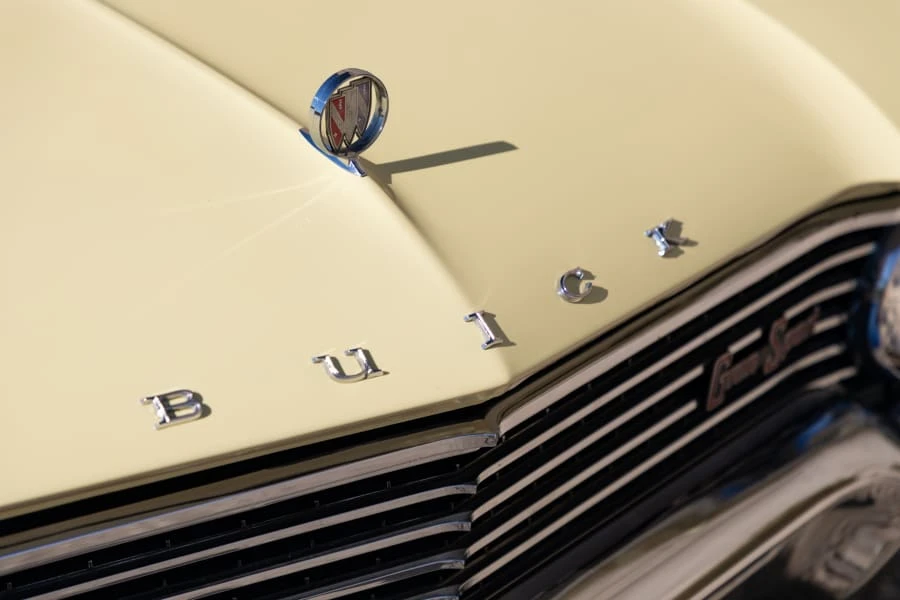 1965 Buick Gran Sport - Image 8 of 28