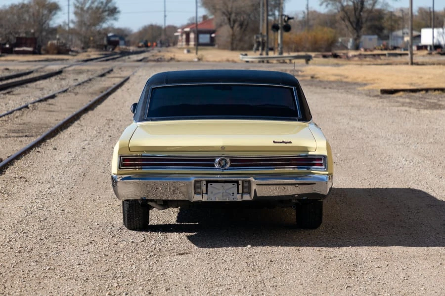 1965 Buick Gran Sport - Image 5 of 28