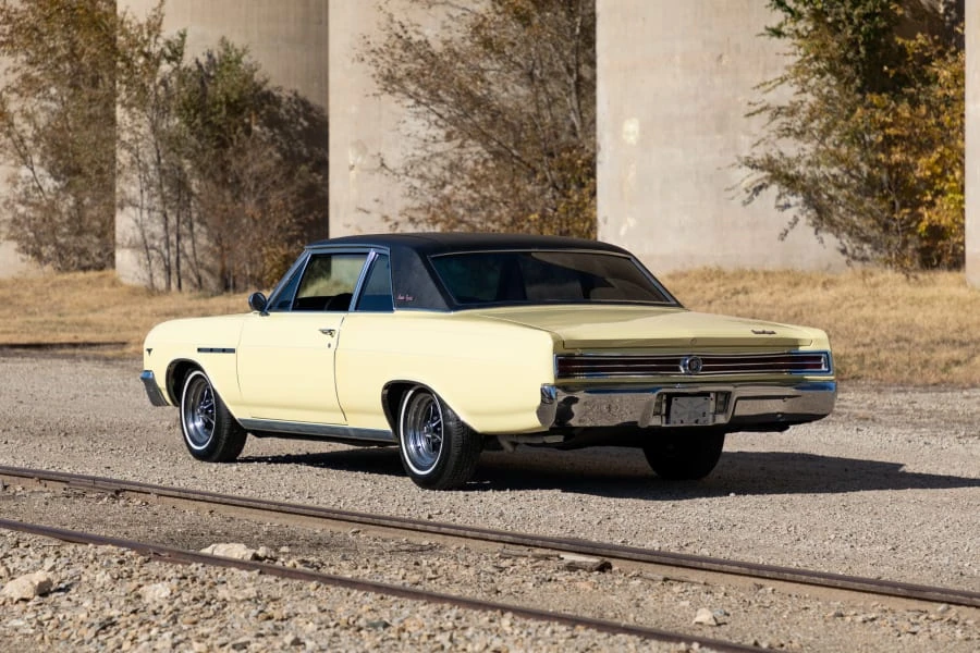 1965 Buick Gran Sport - Image 13 of 28