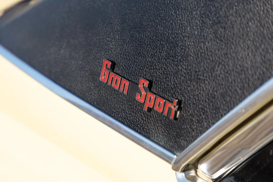 1965 Buick Gran Sport - Image 9 of 28