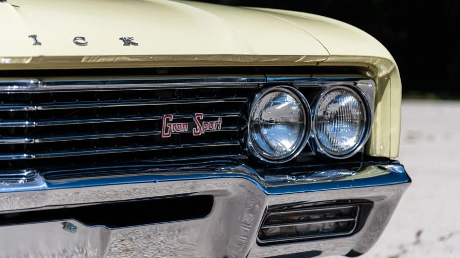 1965 Buick Gran Sport - Image 9 of 20
