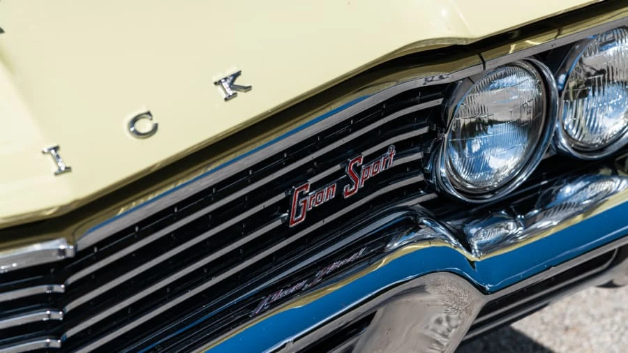 1965 Buick Gran Sport - Image 17 of 20