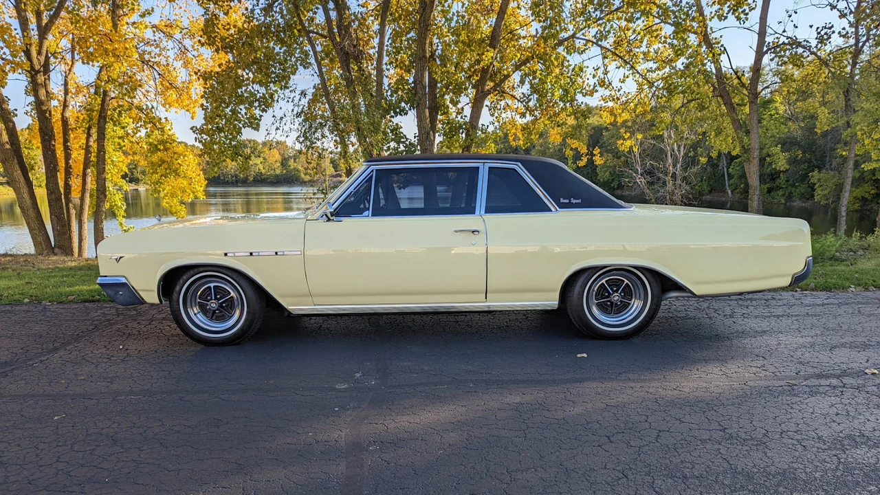 1965 Buick Gran Sport - Image 2 of 5