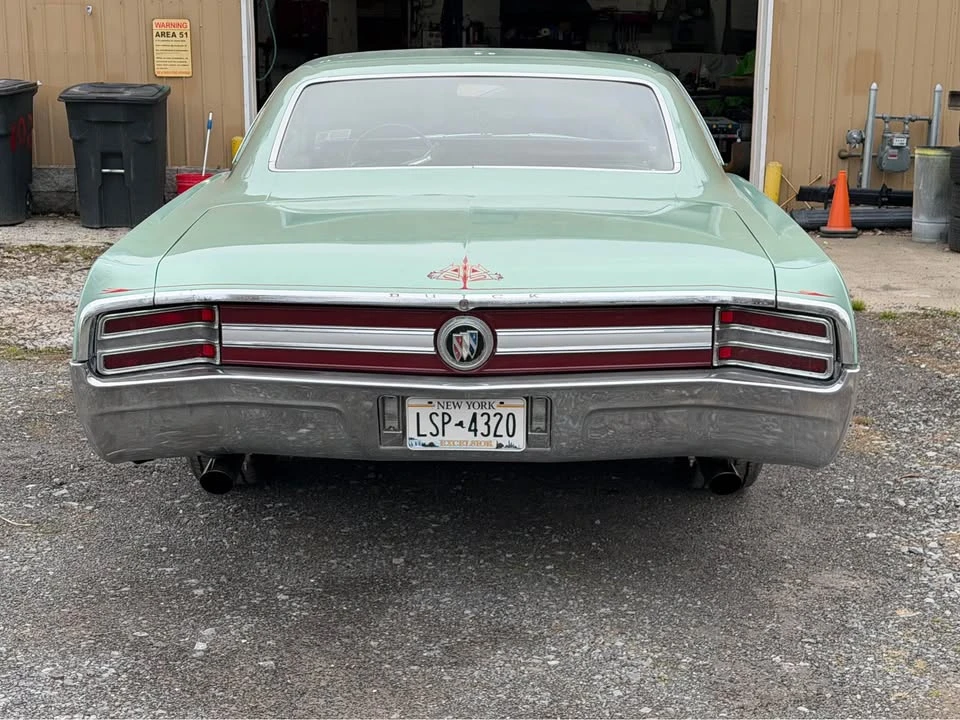 1965 Buick LeSabre - Image 4 of 12