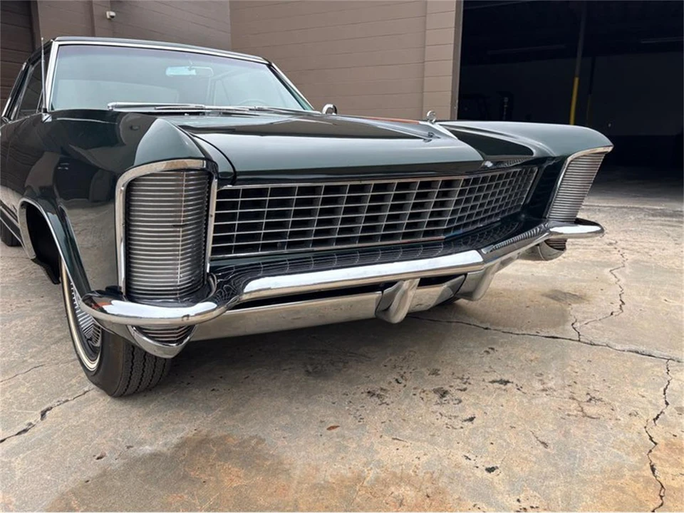 1965 Buick Riviera 1st Gen - Image 11 of 31