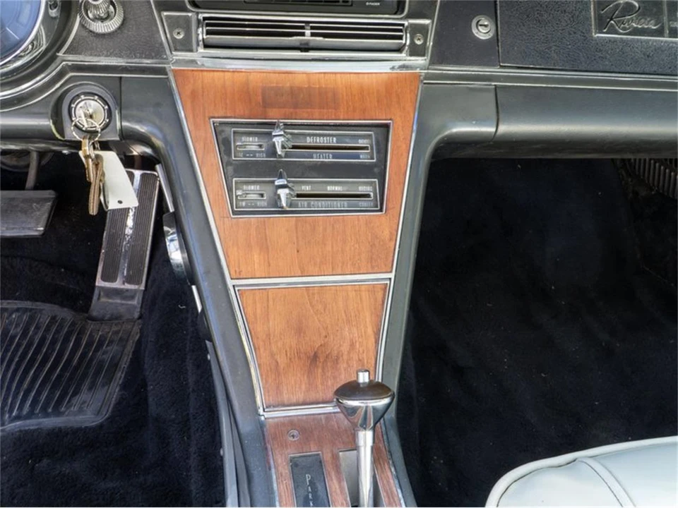 1965 Buick Riviera 1st Gen - Image 27 of 31