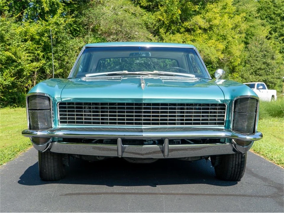 1965 Buick Riviera 1st Gen - Image 16 of 31