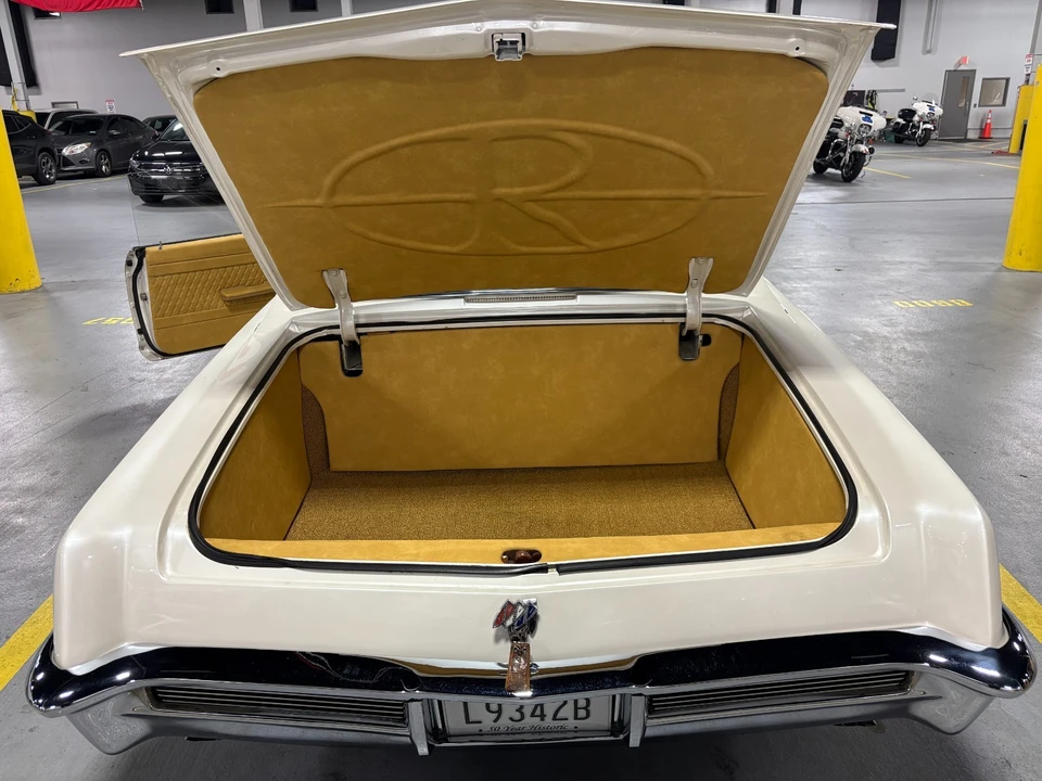 1965 Buick Riviera 1st Gen - Image 11 of 21