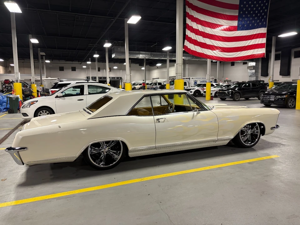 1965 Buick Riviera 1st Gen - Image 2 of 21