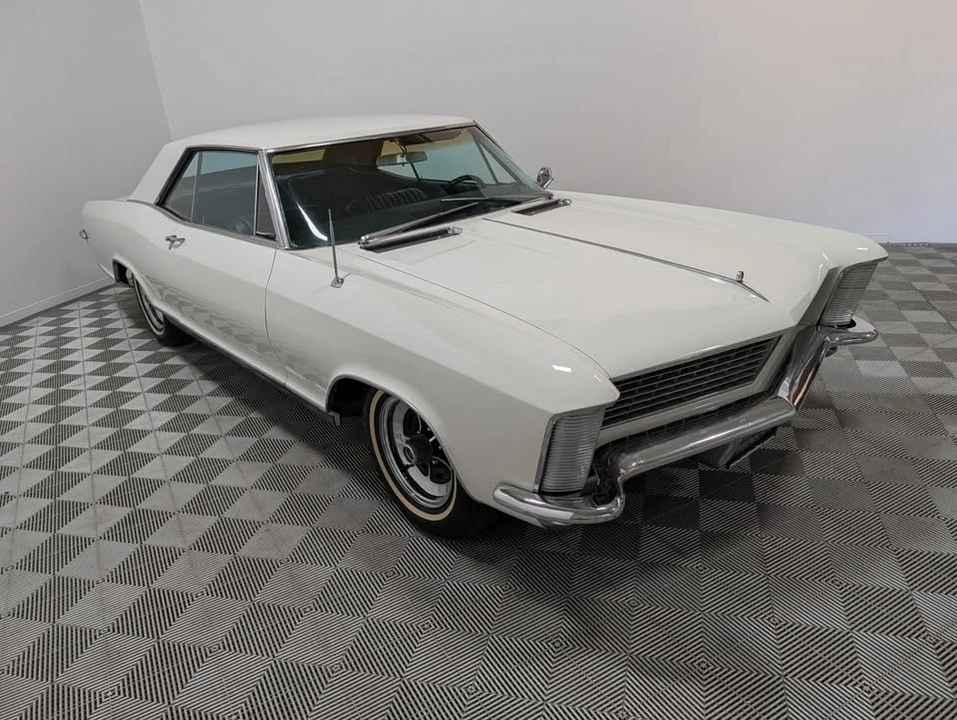 1965 Buick Riviera 1st Gen - Image 4 of 19