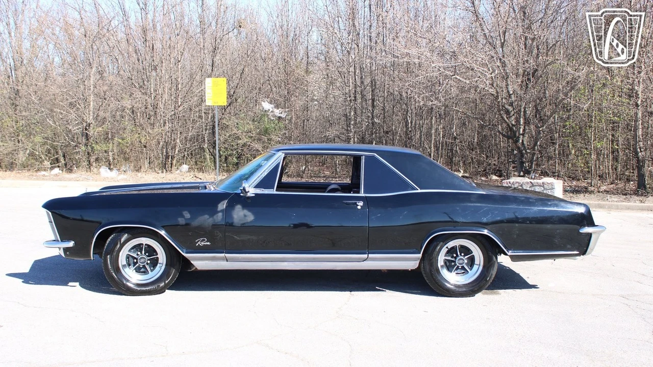 1965 Buick Riviera 1st Gen - Image 9 of 12